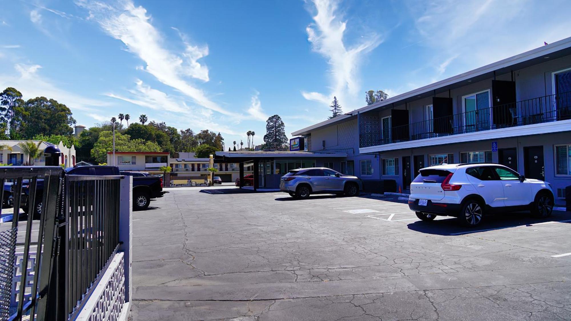 Seaside Inn & Suites سانتا كروز، كاليفورنيا المظهر الخارجي الصورة